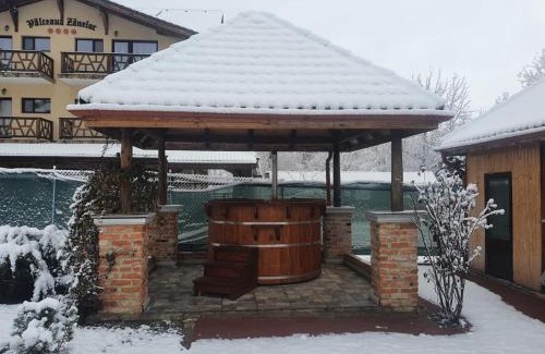 Cristian House | Pensiunea Casa Luanna