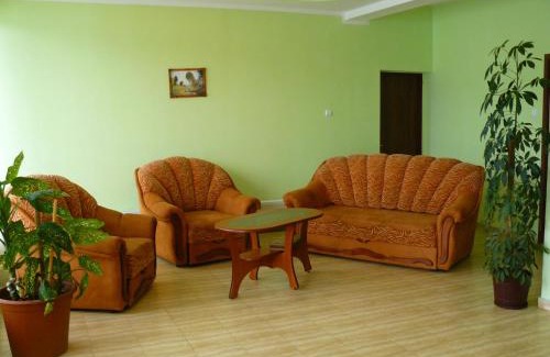 Jibert House | Pensiunea Delfinul