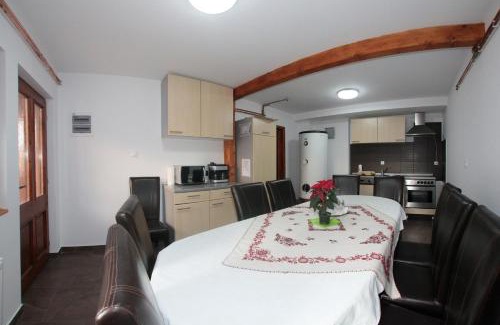 Sovata House | Pensiunea Elisabeta