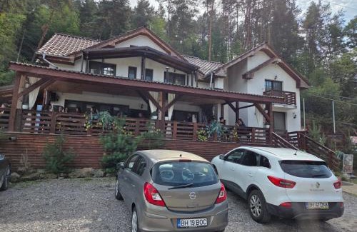 Suncuius House | Pensiunea Gradia Șuncuiuș