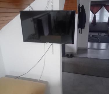 Viseu de Sus Ski Chalet | Pensiunea Leo