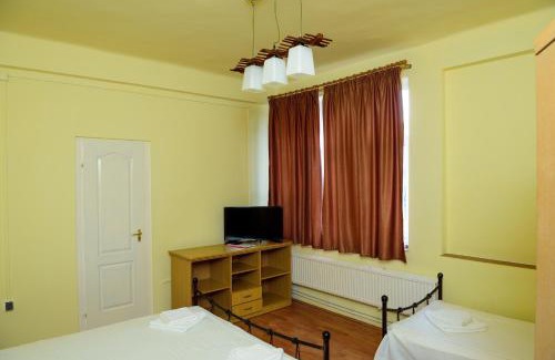 Satu Mare House | Pensiunea Tranzit