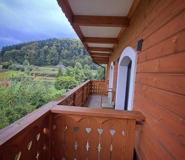 Bucsoaia House | Pensiunea Varvara de Bucovina