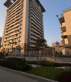 Lahore Hotel | Penta Square Executive Hotel Apartments City View DHA Lahore