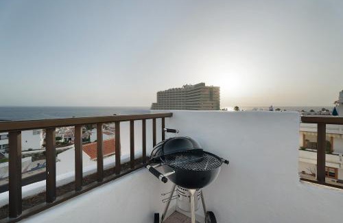 San Eugenio Apartment | Penthause Luxe 501 sea View pool