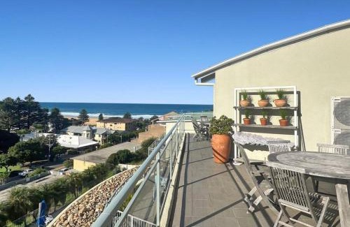 Avoca Beach Apartment | Penthouse - 4 Bedrooms - Unit 33 at Avoca Palms Resort