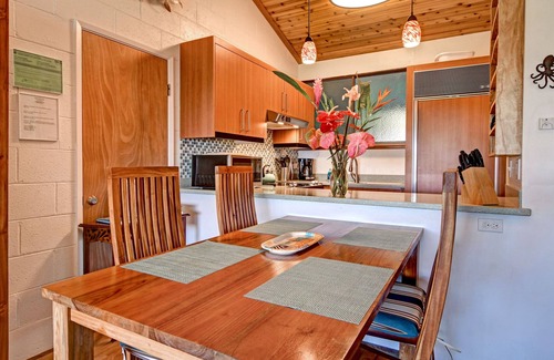 Hilo Condo | PENTHOUSE BEST VIEW Mauna Loa Shores the Ultimate Next to Beach Park