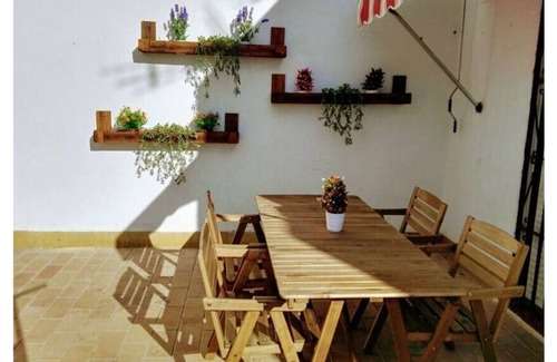 Triana House | Penthouse in Triana with terrace