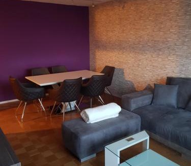 Schweinfurt Apartment | Penthouse "Marc Aurel" - GreatView, WiFi & Netflix