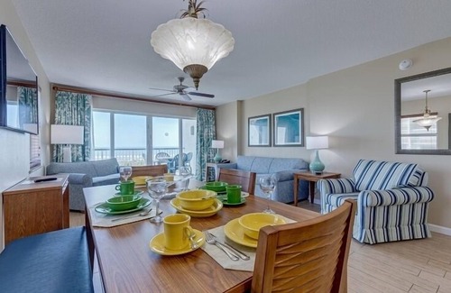 Cocoa Isles Resort | Penthouse on Cocoa Beach Ocean Front-Double Balcony