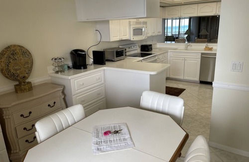 Vanderbilt Beach Condo | Penthouse overlooking the beach