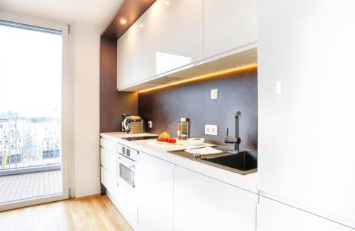 Favoriten Apartment | Penthouse Studio with Terrace and City View - 5 mins walk to Hauptbahnhof Train Station