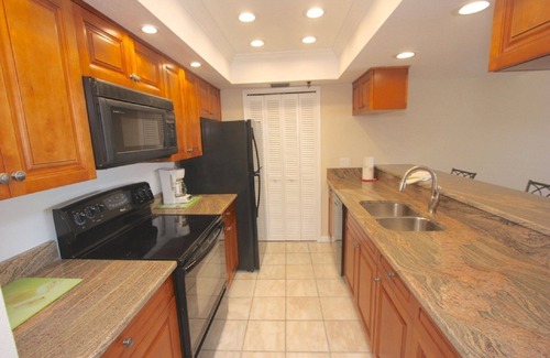 Redington Shores Condo | Penthouse w/Gulf & Intracoastal Views-Steps to Beach!