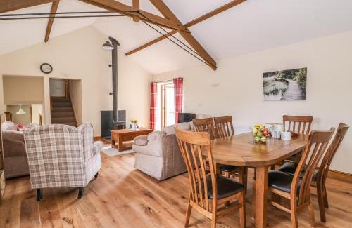 Llanddewi Ystradenny House | Pentre Fach