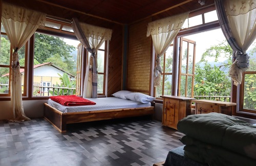 Rishop Resort | Penuel Homestay