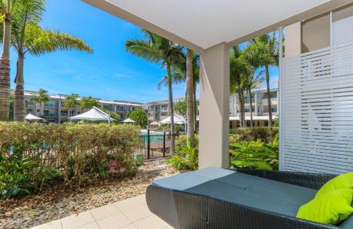 Kingscliff Hotel | Peppers Salt Resort & Spa - Lagoon pool access 2 br spa suite