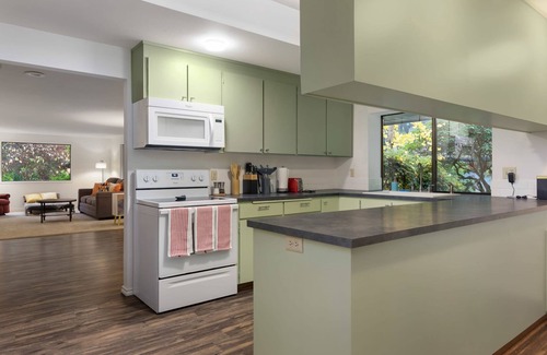 Coupeville House | Perch - Island Hideaway in Historic Nature Reserve