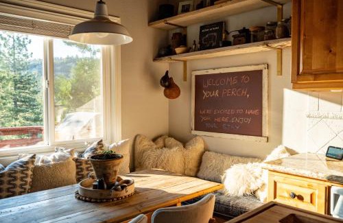 Arrowbear Lake Ski Chalet | Perch - Peaceful ECO Cedar Hot Tub AC EV Mountain Views