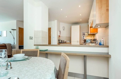 Poole Apartment | Peregrine - Poole Quay Location
