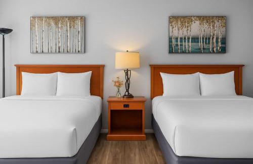 Canmore Apartment | Perfect Canmore Getaway for 4 plus Exclusive Savings