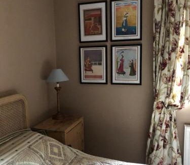 Upper Town Apartment | Perfect Central Bath Hideaway with Free Parking
