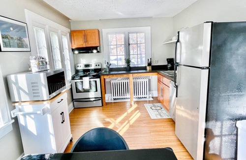 Ithaca Apartment | Perfect Cornell stay- 4 Bdrm 1 bath 1st floor apt Ithaca NY