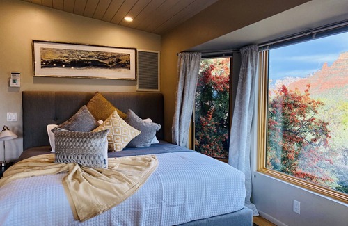 Sedona House | 🌅 Perfect Couples Getaway | Private Hot Tub | Panoramic Red Rock Views