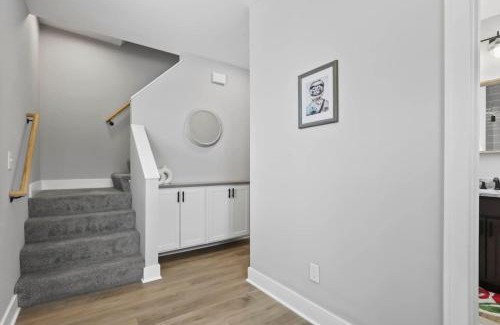 Livingston Park House | Perfect for companies