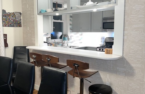 Alberta Arts District House | ★ Perfect for Friends/Families, Safe, Amenities, -The Ginkgo House 3 baths★