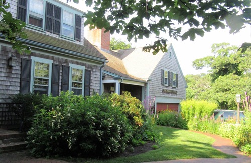 Provincetown House | Perfect Gathering Spot -Spacious 5 Bedroom - Ample Park - Culdesac