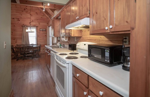 Pine Mountain Cabin | Perfect getaway near FDR State Park