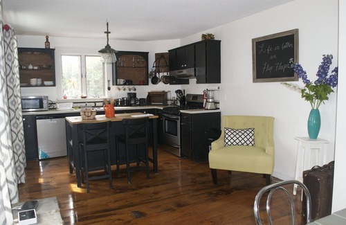 Camden House | Perfect location ! Harbor Breeze is on Camden Harbor & walking distance to town