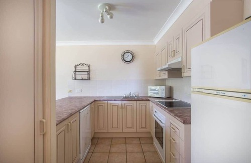 Mollymook Apartment | Perfect Location Near Collers Beach