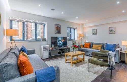 Fulham Broadway Apartment | Perfect London Old Brompton Apartment