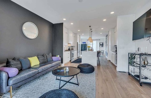 Hope Gardens House | Perfect Nashville Retreat Skyline Views