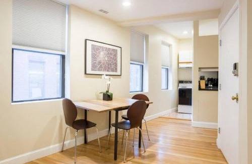 North End Apartment | Perfect North End Apt 2BR 2BA Laundry