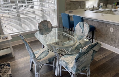 Central Myrtle Beach Condo | Perfect Pet Friendly 2 Bedroom Condo in the Heart of Myrtle Beach!