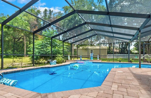 Crystal River House | Perfect Private Crystal River Retreat with a Pool!