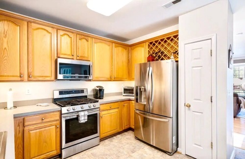 Stafford House | Perfect Private Getaway in the Heart of Stafford!