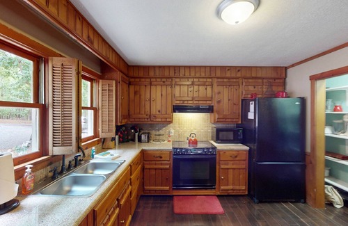 High Point House | Perfect retreat for families surrounded by nature w/firepit