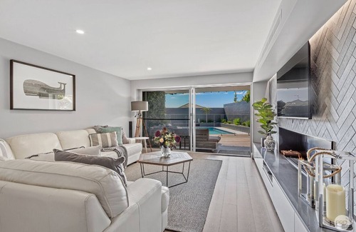 Soldiers Point House | Perfect Sea Side Family Home