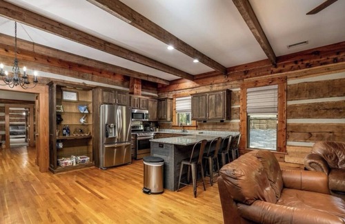 Terrell House | Perfect for your Holiday Gathering!