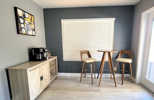 Green Valley House | Perfect Vegas Oasis with Gorgeous Yard/Spa and Pool, Remote Working & Vacation