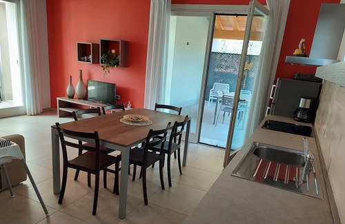 Bardolino Apartment | Pergola House 2 - Poolfront with parking space