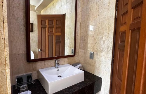 Pulau Perhentian Besar Resort | Perhentian Island Coralview Resort