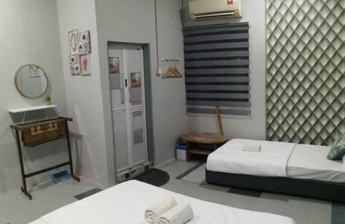 Kampung Pasir Hantu House | Perhentian Sealife Inn