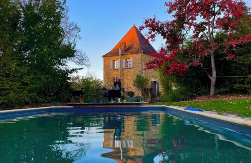 Saint-Pompont House | Perigord Noir - Beautiful cottage in a quiet location with shared swimming pool