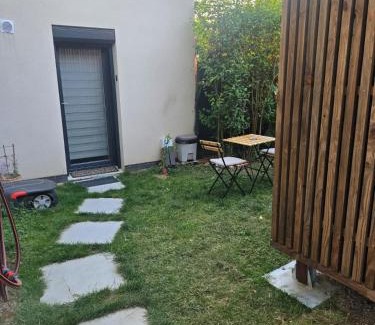 Saint-Gratien Apartment | Perle Urbaine : Jardin Spacieux!