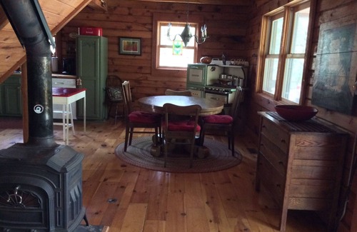 Narrowsburg Cabin | Perry Pond Paradise!