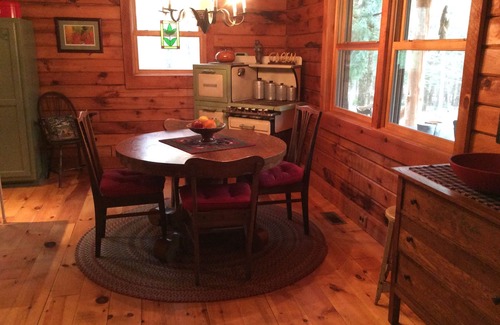Narrowsburg Cabin | Perry Pond Paradise!